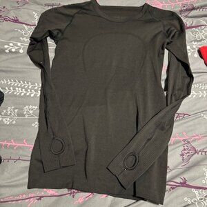 Lululemon Run Swiftly long sleeve size 8